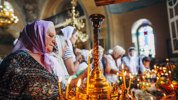 Drinking with the Dead. A Religious Celebration in the Town of Soroca