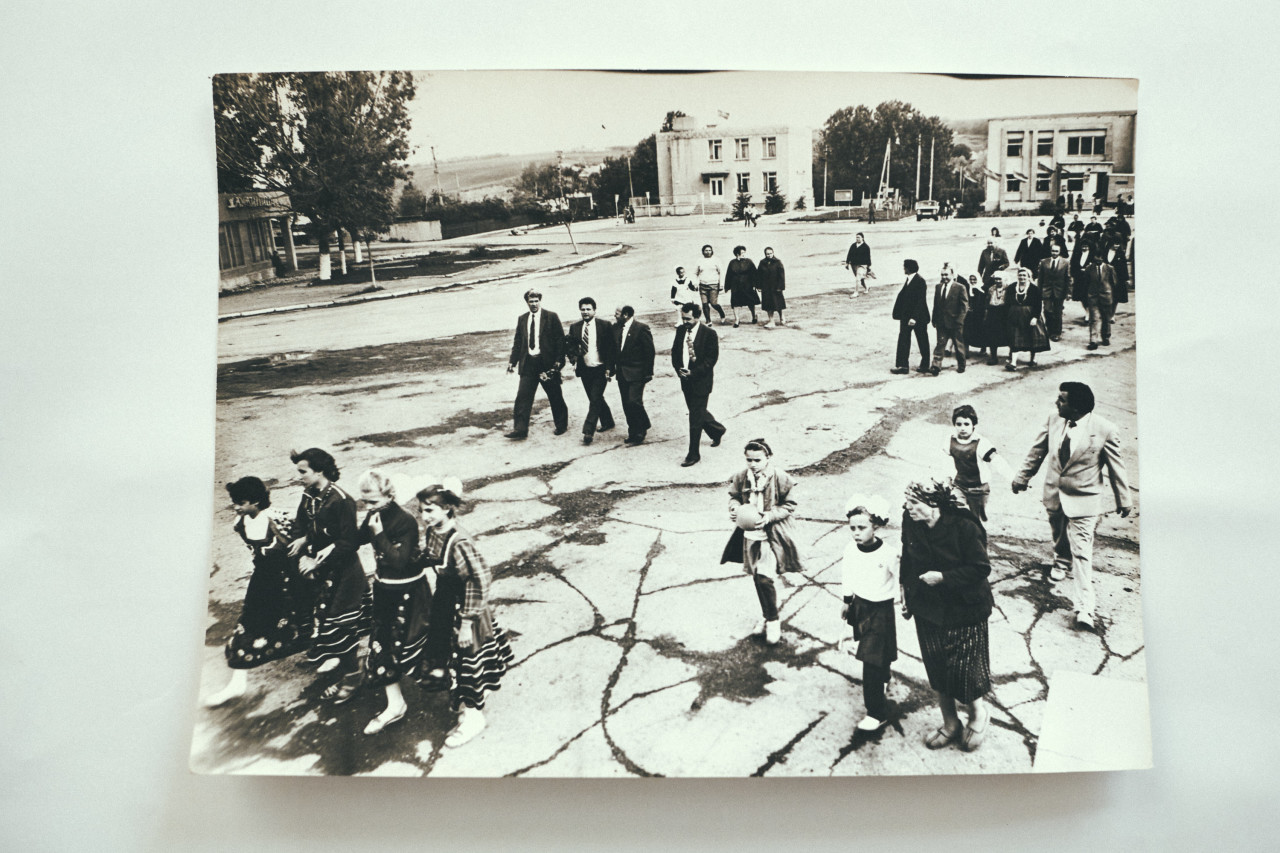 A once thriving town: a festive day in an old photograph.
