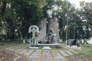 WWII memorial in Corjeuti.